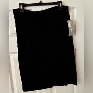 NY Collection at Macy’s, brand new, black knitted skirt, women’s size L.